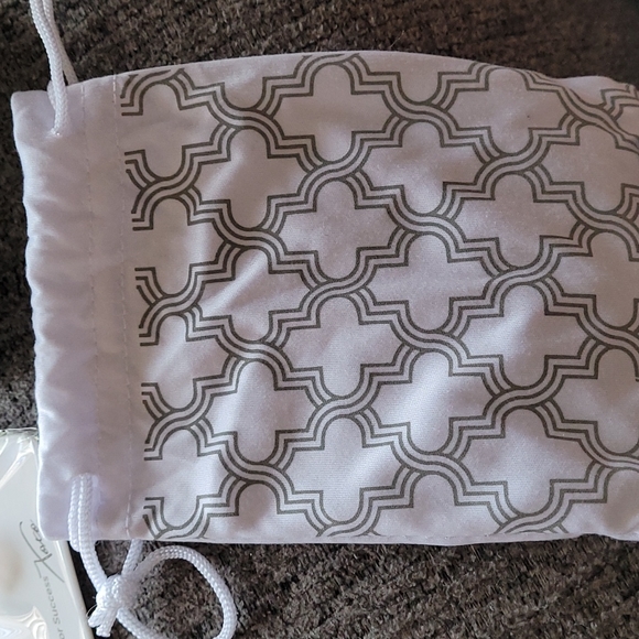 Park Lane May 2021 Sparkle Box Set - Picture 2 of 7